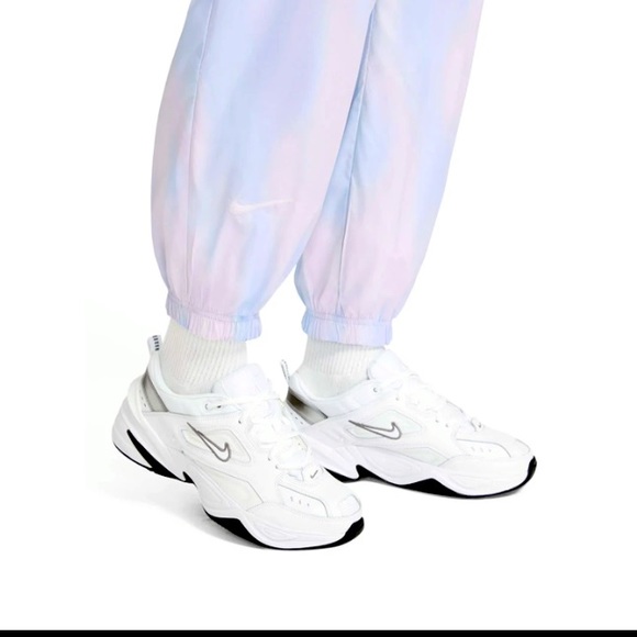 NIKE WOVEN JOGGERS - Picture 5 of 8